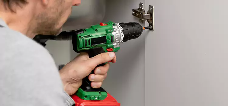 Commercial Door Hinge Repair Puyallup